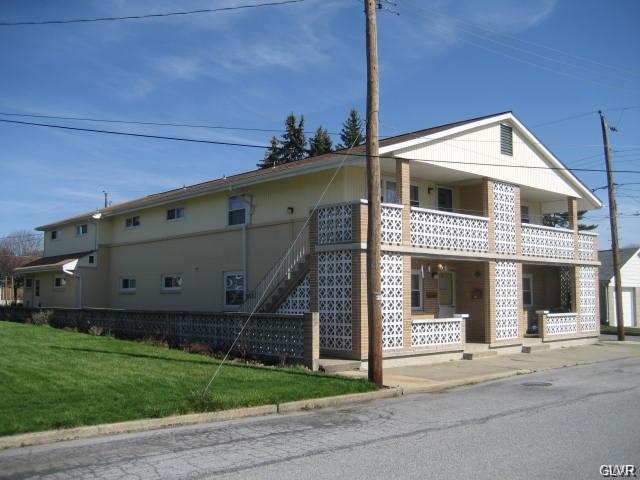 616 Schreiber St in Coplay, PA - Building Photo