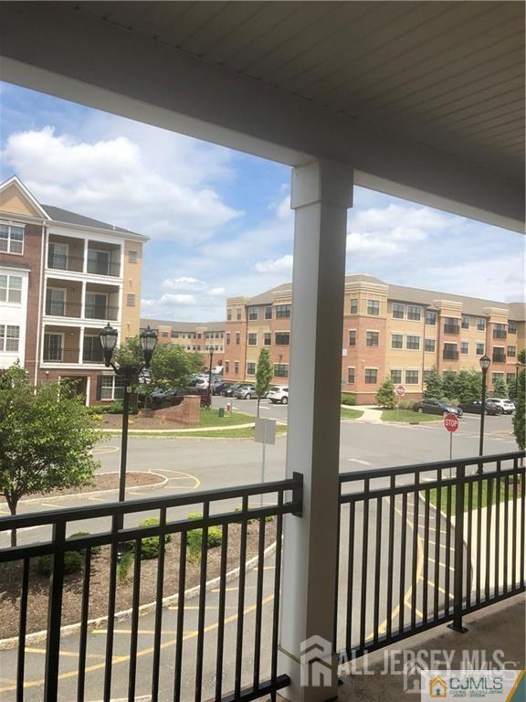 613 Doral Ct in Piscataway, NJ - Building Photo - Building Photo