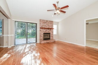 2232 Alderney Ct in Middleburg, FL - Building Photo - Building Photo