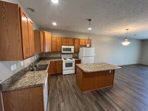 5976 Haswell Pl in Lincoln, NE - Building Photo - Building Photo