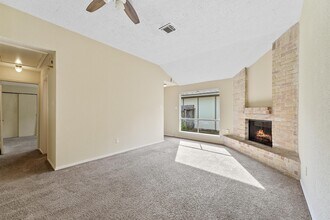 1747 Brickarbor Dr in Katy, TX - Building Photo - Building Photo