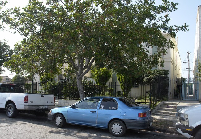 5229 Marathon St in Los Angeles, CA - Building Photo - Building Photo