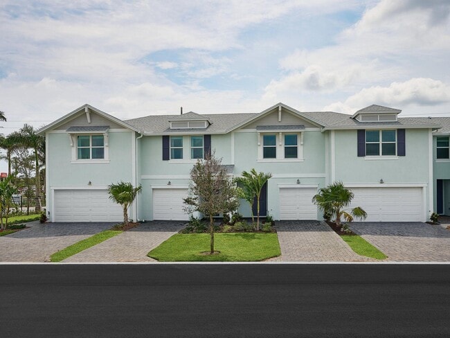 property at 492 Salisbury Cir