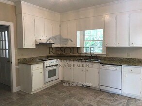 8204 Old Deer Trail in Raleigh, NC - Building Photo - Building Photo