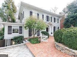 property at 37 Montgomery Ferry Dr NE