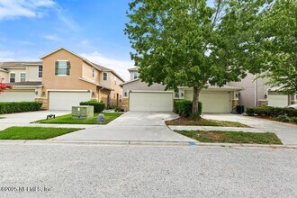 6019 Bartram Village Dr in Jacksonville, FL - Foto de edificio - Building Photo