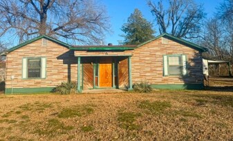 206 Chance St in Kennett, MO - Building Photo