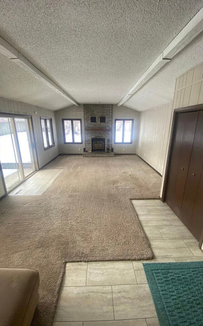 43 Brian Ln Rentals in Laconia, NH