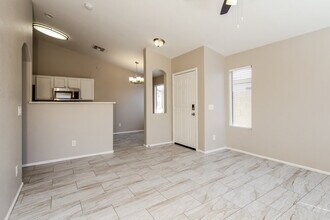 16541 W Moreland St in Goodyear, AZ - Building Photo - Building Photo