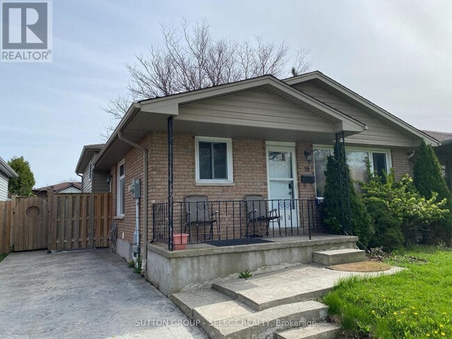 property at 19 Poplar Crescent