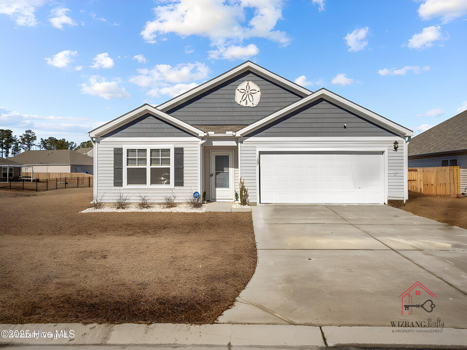 132 Cassidy Ln in Surf City, NC - Building Photo