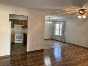 32 Rabbit Trail Dr in Washington, MO - Building Photo - Building Photo