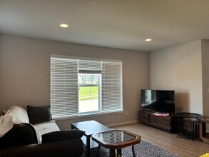 631 Hillcrest Dr in Waunakee, WI - Building Photo - Building Photo