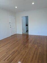 132 Lukens Pl, Unit #A in Glendale, CA - Foto de edificio - Building Photo