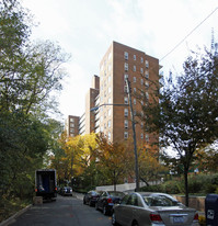 The Riveredge Apartments