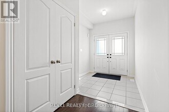 7 Palace St in Thorold, ON - Building Photo - Building Photo