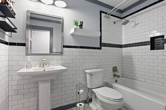 5839 Toddington Rd in Humble, TX - Building Photo - Building Photo