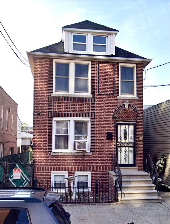 2565 Radcliff Ave in Bronx, NY - Building Photo
