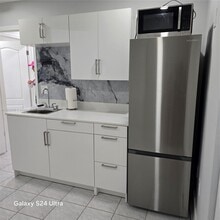 21431 SW 88th Ave in Cutler Bay, FL - Building Photo - Building Photo