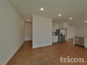 1911 Ballesteros St in Crosby, TX - Building Photo - Building Photo