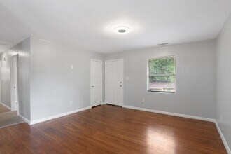 3189 Ward Dr SW in Atlanta, GA - Building Photo - Building Photo