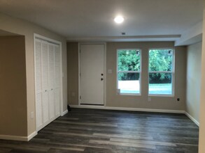 1206 Brookside Ave in Maryville, TN - Foto de edificio - Building Photo