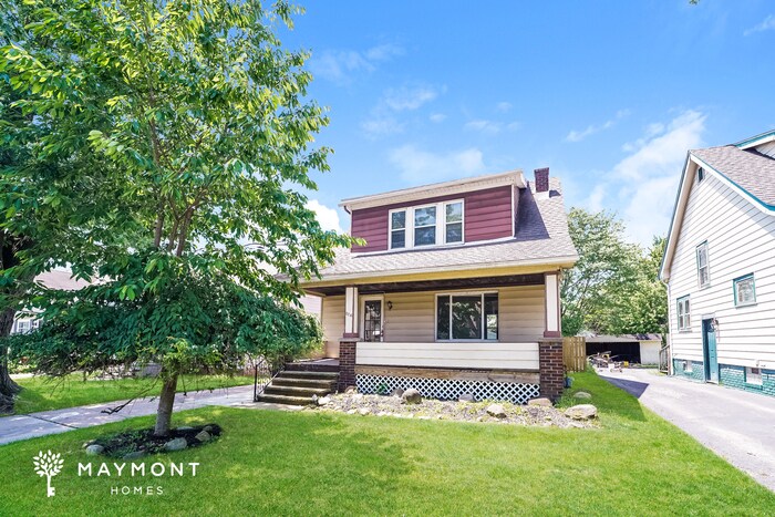 5216 Cato St in Maple Heights, OH - Building Photo