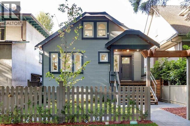 property at 1417 E 10th Ave