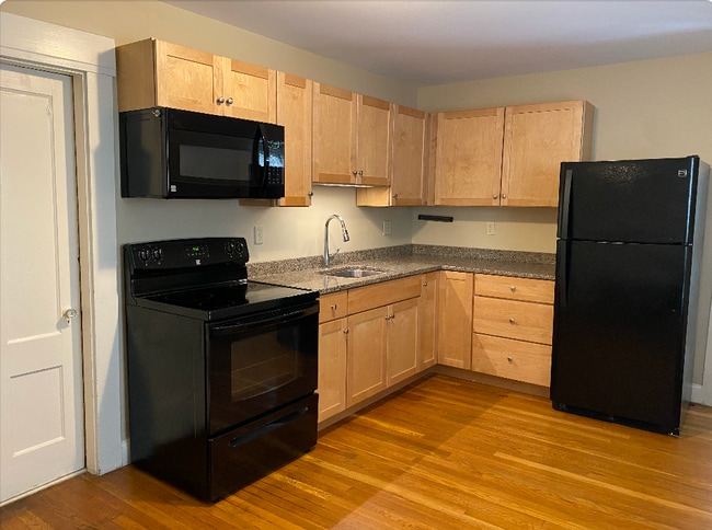 513 Massabesic St, Unit #2