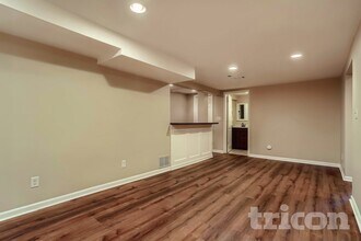 2833 Louisiana Ave S in Minneapolis, MN - Foto de edificio - Building Photo