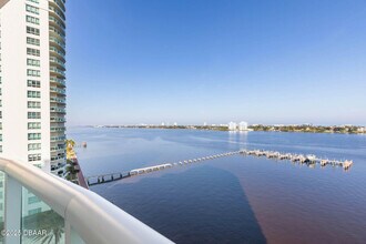 231 Riverside Dr in Holly Hill, FL - Building Photo - Building Photo