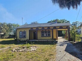 2319 E Magnolia St in Lakeland, FL - Building Photo