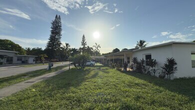 551 NW 107th St in Miami, FL - Building Photo - Building Photo