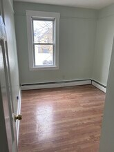 195 Cambridge Ave, Unit 195 Cambridge Ave Apt #1 in Garfield, NJ - Building Photo - Building Photo