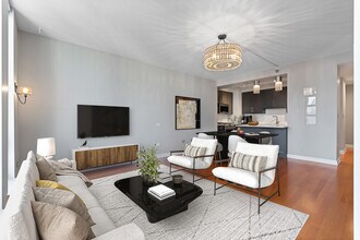 1250 S Michigan Ave in Chicago, IL - Building Photo - Building Photo