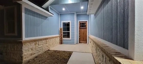 913 Cope St in Midlothian, TX - Foto de edificio - Building Photo