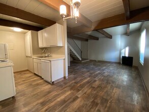 2714 N St in Sacramento, CA - Building Photo - Building Photo