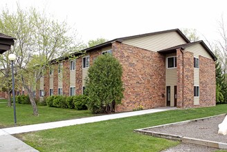 Pheasant Ridge Apartments in Albertville, MN - Building Photo - Building Photo