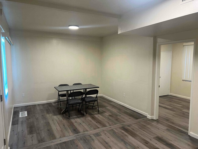 926 N Van Ness Ave in Fresno, CA - Building Photo - Building Photo