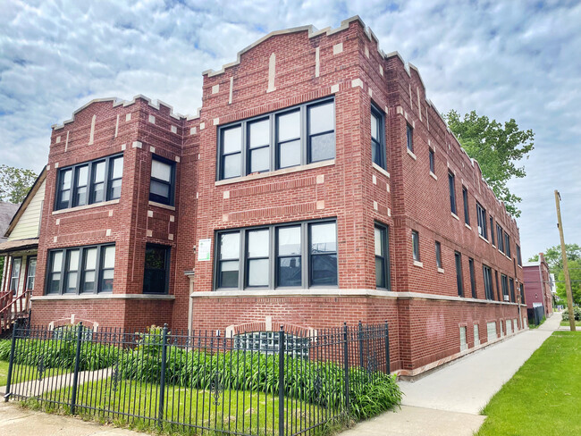 7300 S May St in Chicago, IL - Building Photo - Primary Photo