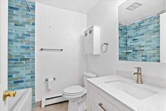 12007 Hamden Ct in Oakton, VA - Building Photo - Building Photo