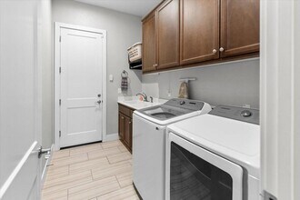 2358 Cloudline Pl in Manteca, CA - Building Photo - Building Photo