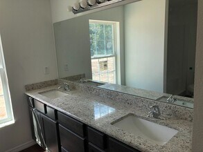 9327 W Caravan Path in Crystal River, FL - Building Photo - Building Photo