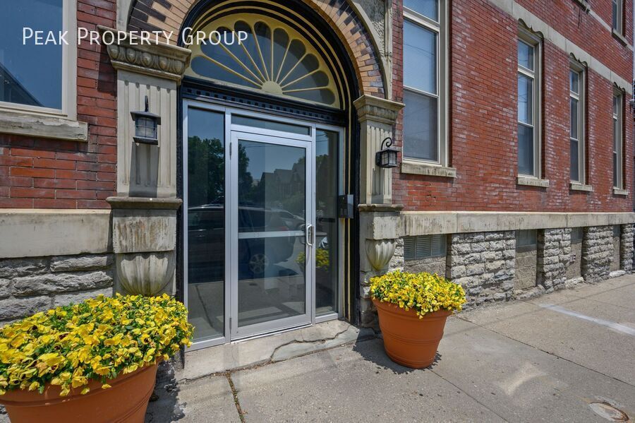1506 William Howard Taft Rd in Cincinnati, OH - Building Photo