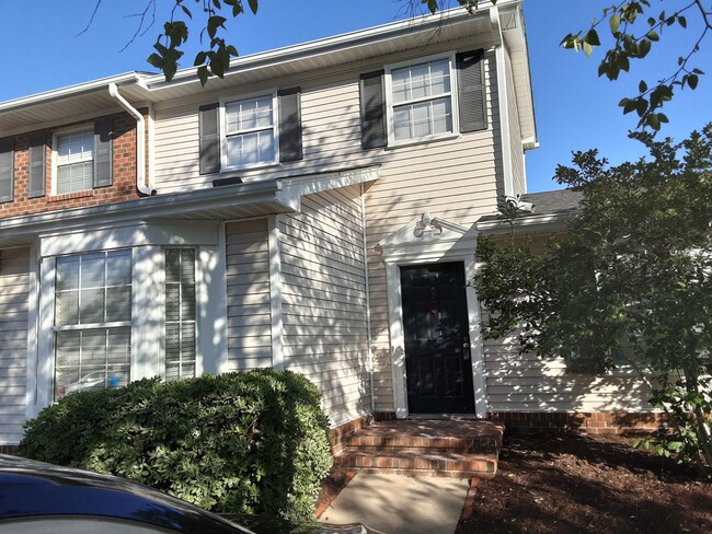property at 2925 Carriage Row Ln