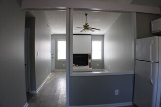 107 Hickory Grove Dr in Jacksonville, NC - Building Photo - Building Photo