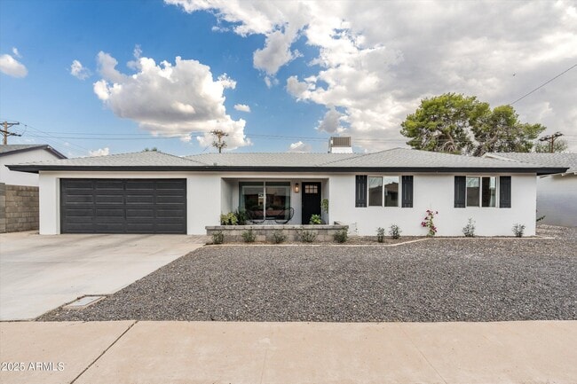 8341 E Hubbell St in Scottsdale, AZ - Building Photo - Building Photo