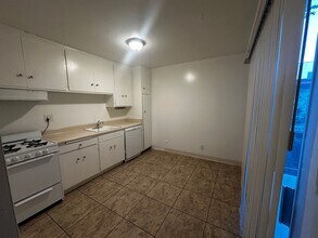 5022 Riverton Ave in Los Angeles, CA - Building Photo - Building Photo