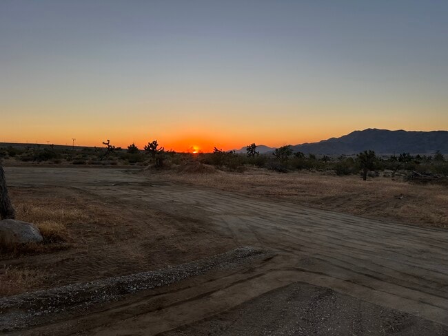 9175 Alamo Ave in Lucerne Valley, CA - Building Photo - Building Photo