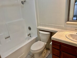 2224 River Run Dr, Unit 141 in San Diego, CA - Building Photo - Building Photo